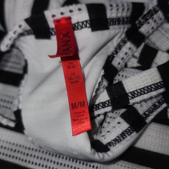 Spanx Summer Dress Womens M racerback built-in Bra Open knit Beach pool party - Picture 7 of 9